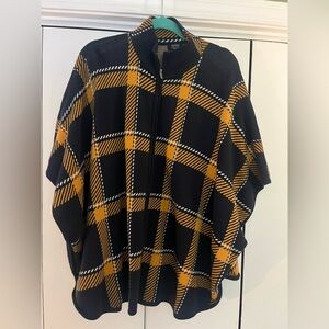 Jones New York Plaid Zip up Poncho